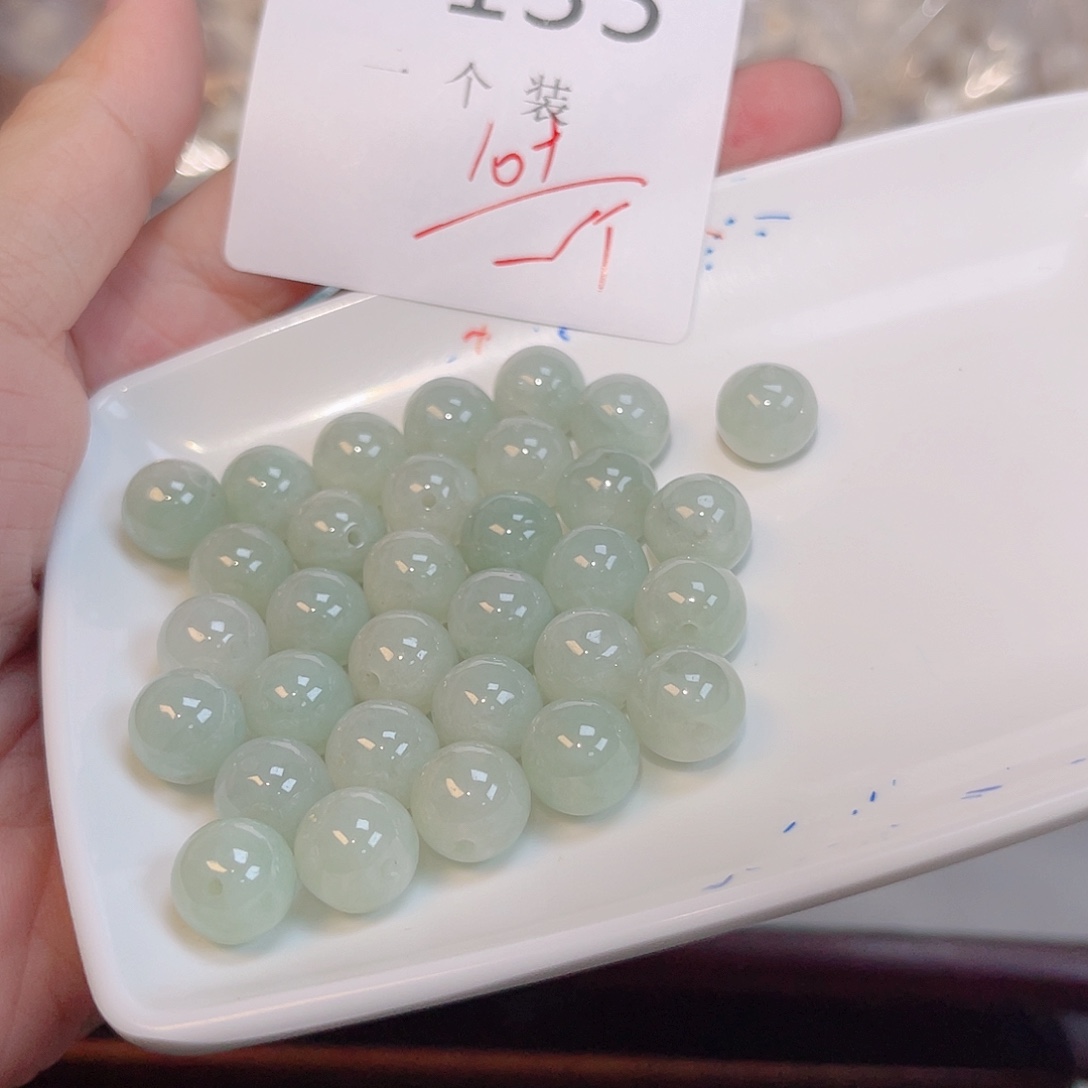 未镶嵌水晶珠宝半成品135 。       