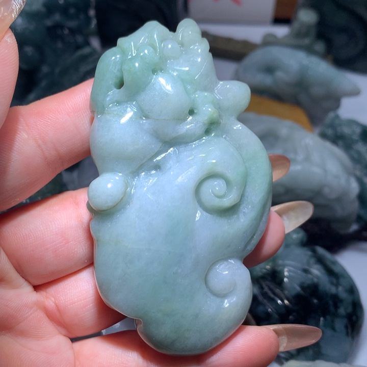 翡翠未镶嵌颈饰保真天然A货翡翠