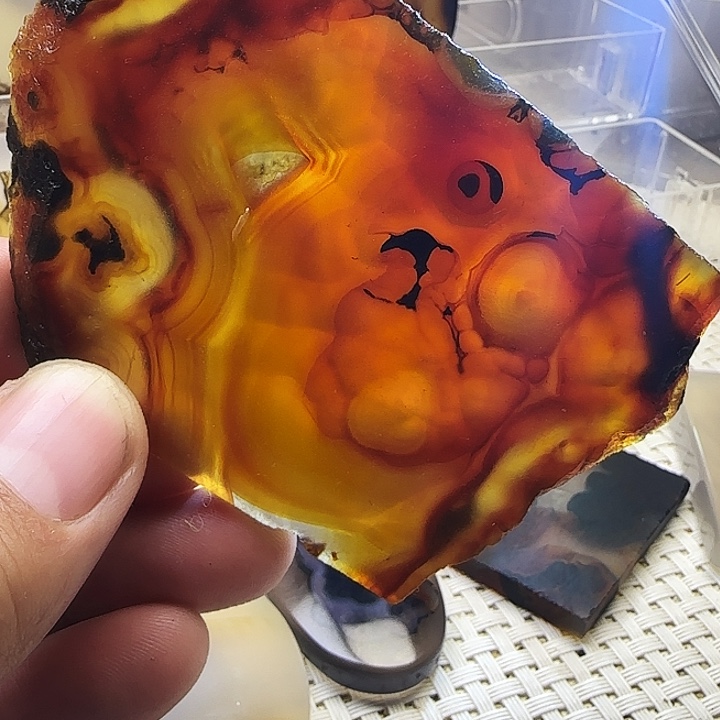 玛瑙/玉髓未镶嵌珠宝奇石