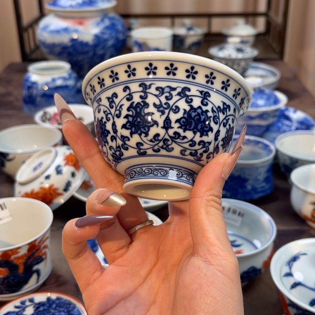 瓷片闪闪闪闪闪闪闪闪