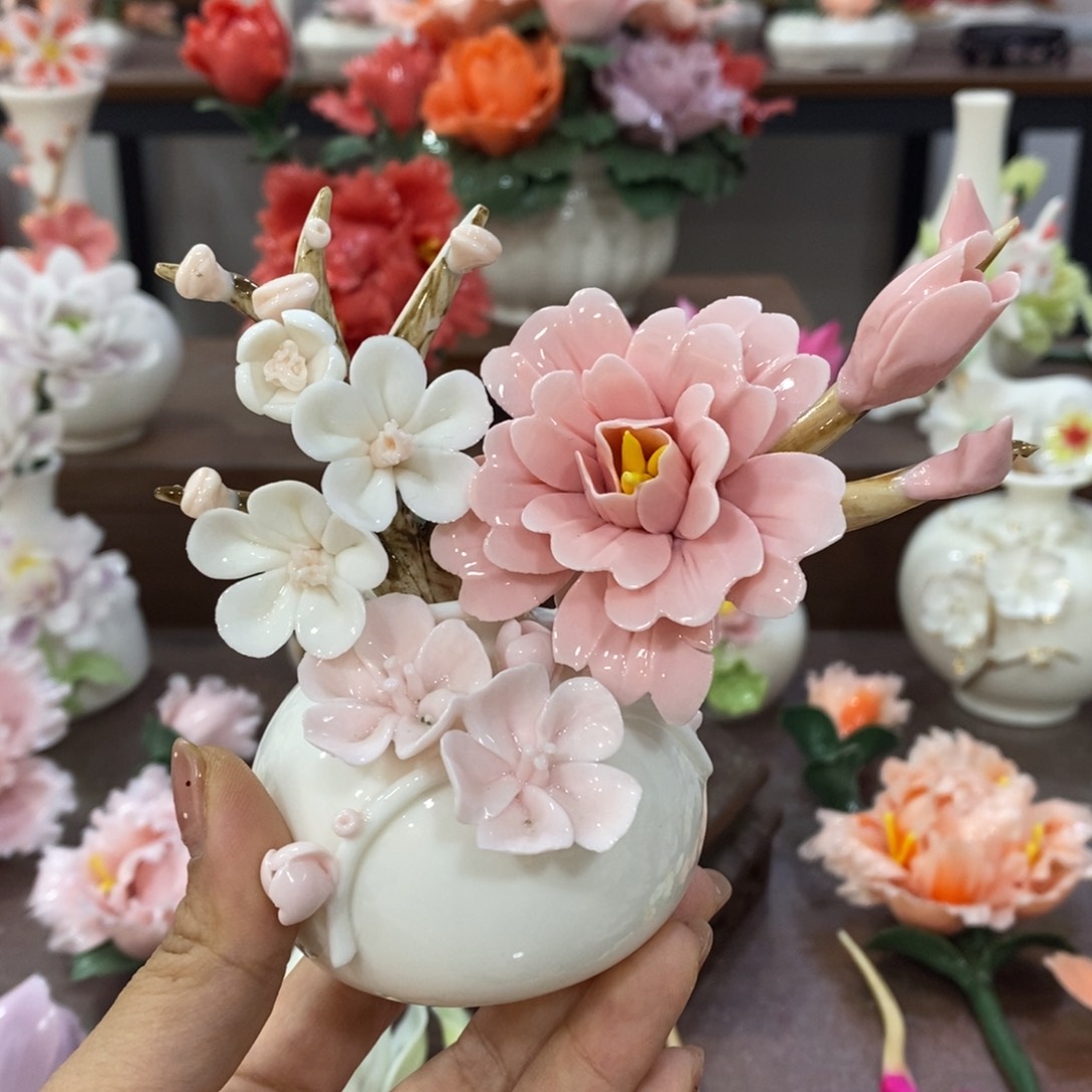 摆件陶瓷手工花摆件