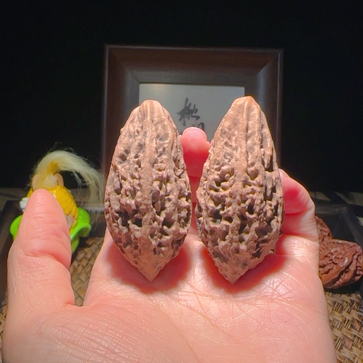 文玩核桃吊坠米子28