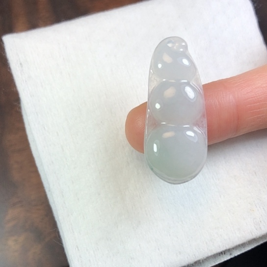 翡翠未镶嵌颈饰缅甸A货，每天下午1点半开播