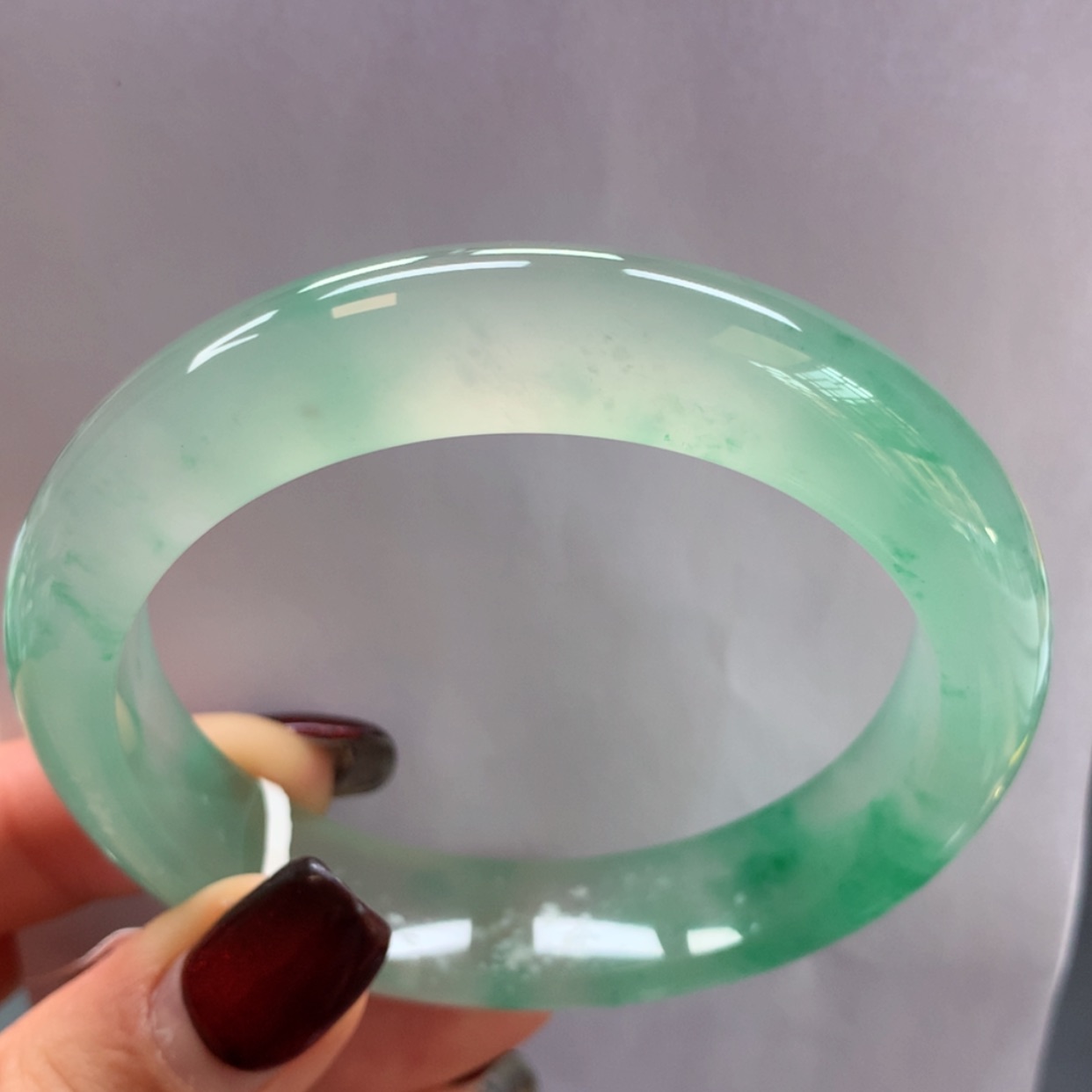 【闪购商品】石英质玉手镯未镶嵌顺**然
