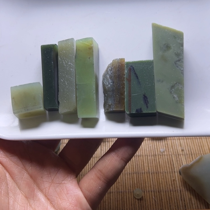 和田玉（糖玉）未镶嵌挂件