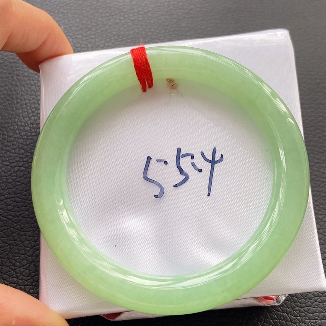 翡翠手镯未镶嵌6青苹果绿6