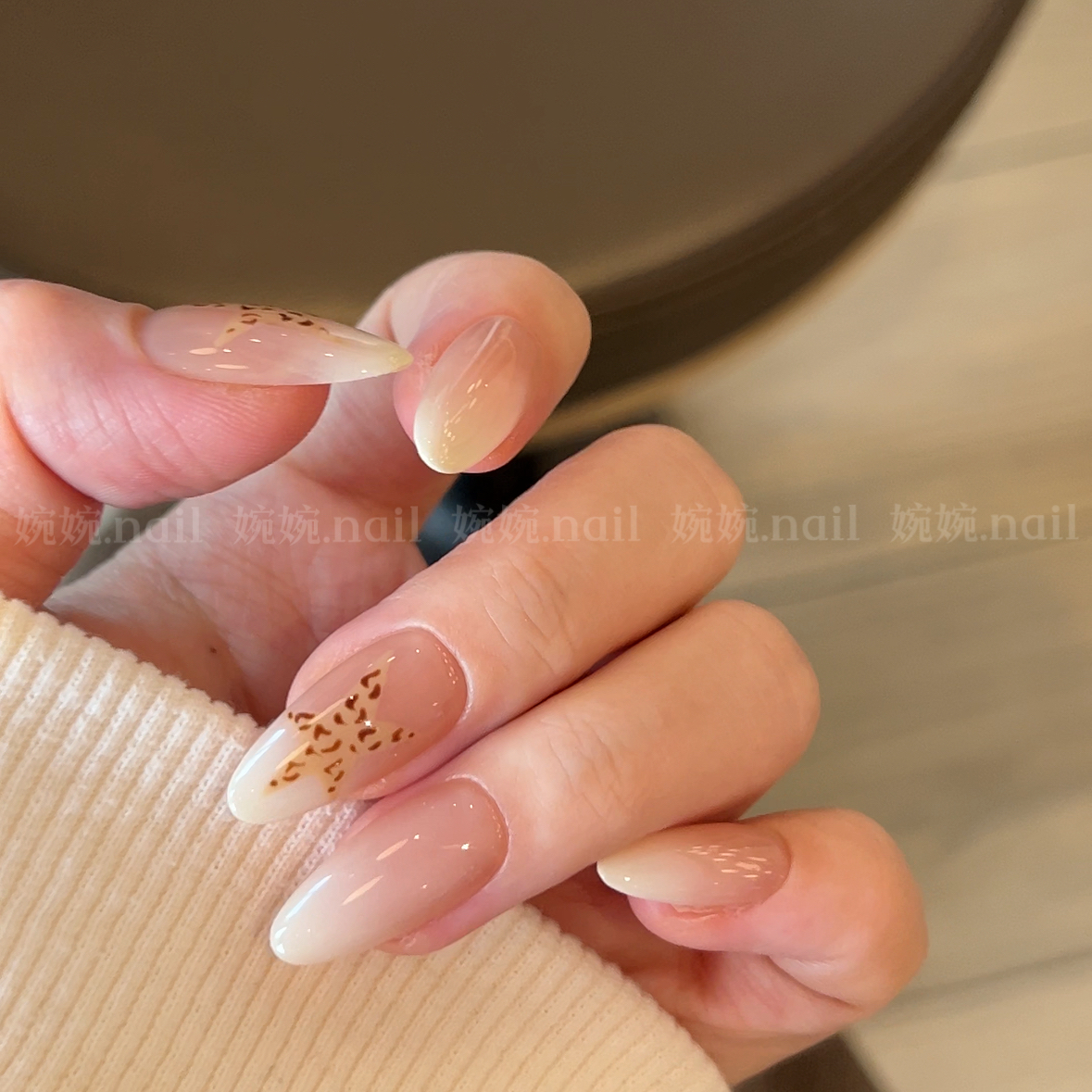 清！！！【奶味星星豹纹】纯手工手绘渐变百搭设计穿戴甲