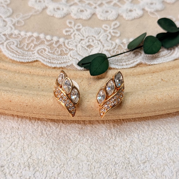 铜合金合成锆石耳饰 【六六中古】孤品复古耳钉th7958