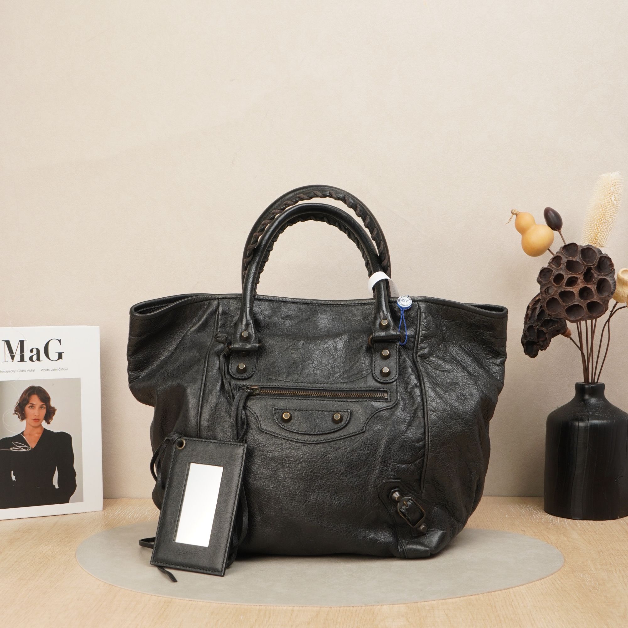 95新 Balenciaga/巴黎世家 机车托特黑灰油蜡皮镜子尘袋DS043789