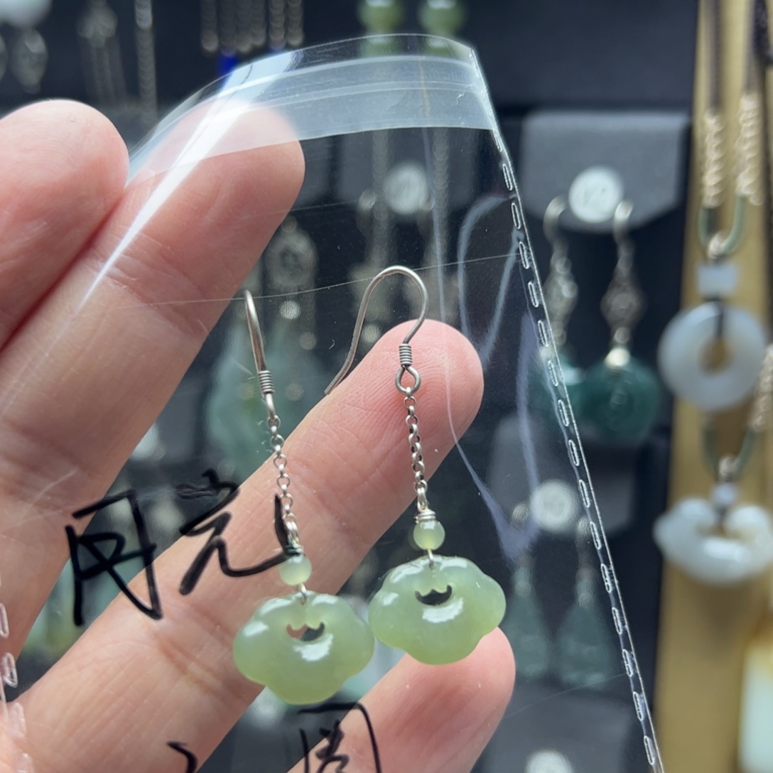 眸***光和田玉银S925镶嵌耳饰