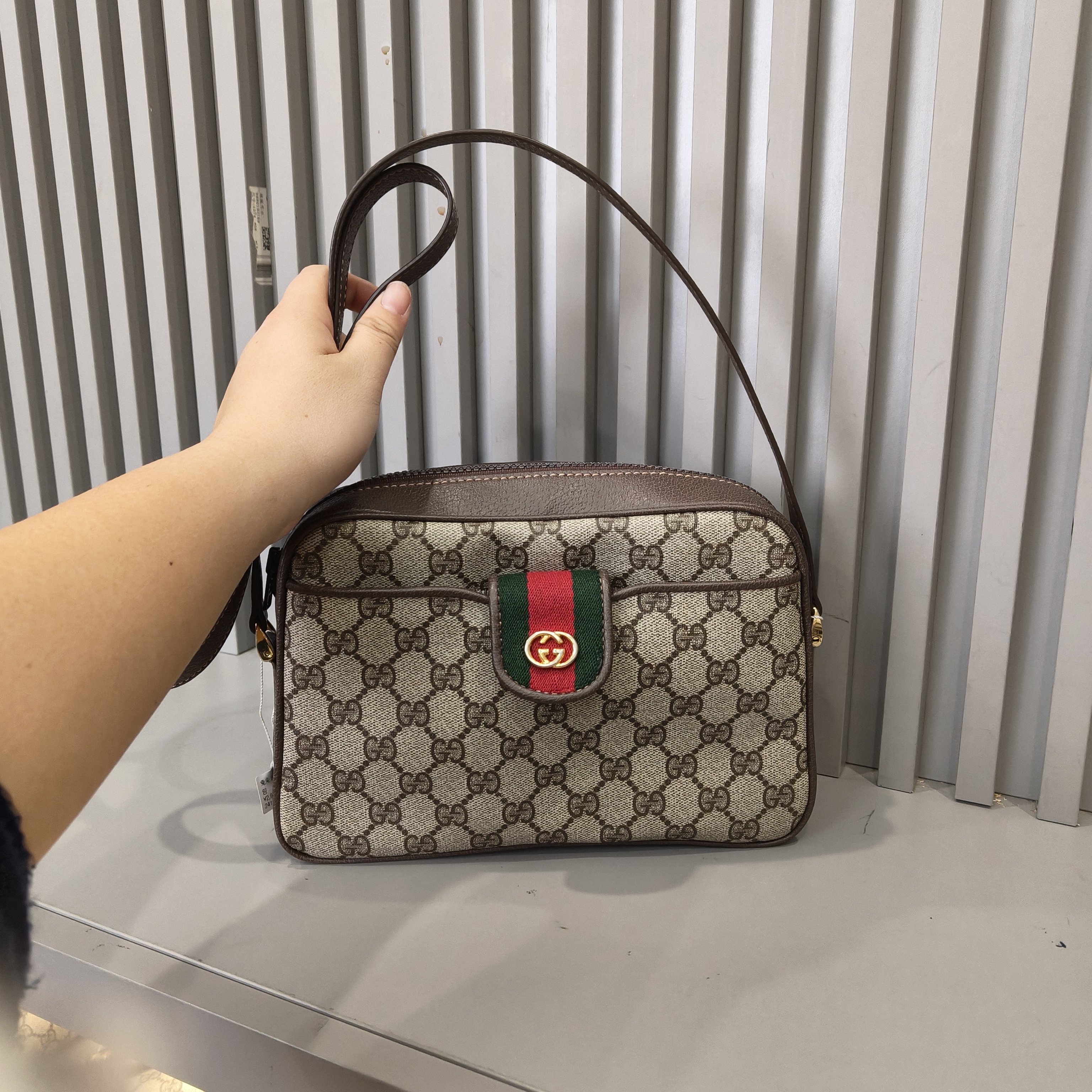 95新 GUCCI/古驰 兔兔奢欣欣/古驰斜挎包/241207030