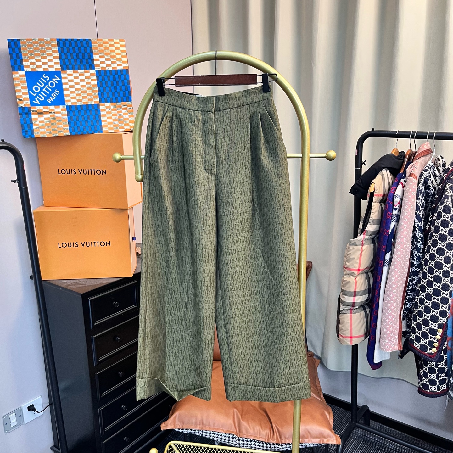 99新 FENDI/芬迪 梅芙 绿色阔腿裤 s码 