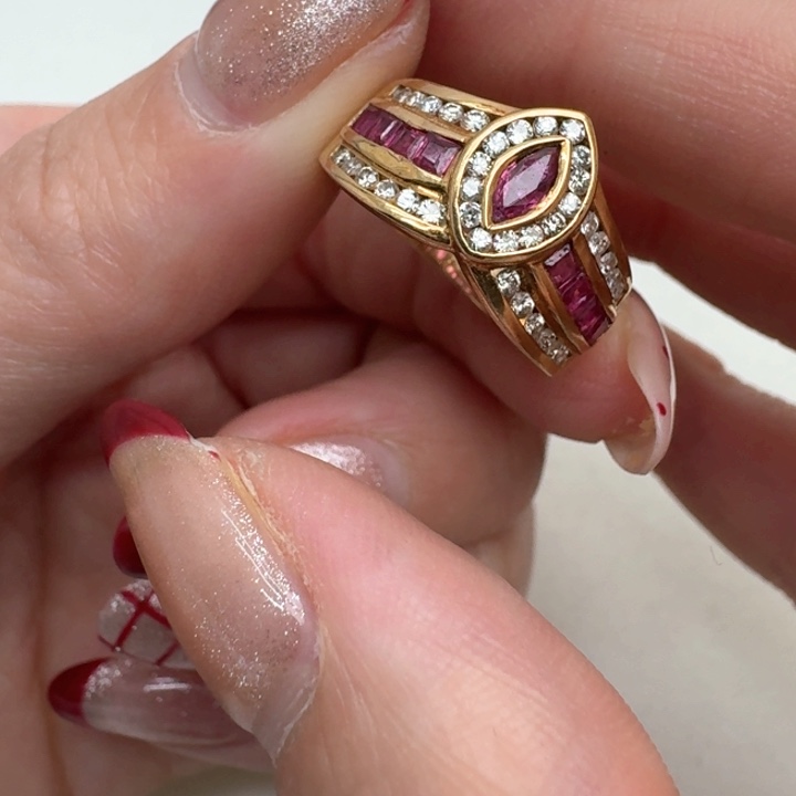 红宝石戒指未镶嵌