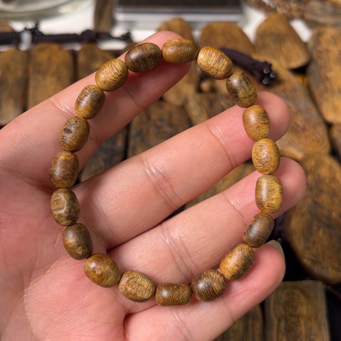 沉香手串奇楠沉香乌身随形留疤单圈手串一条（福利）