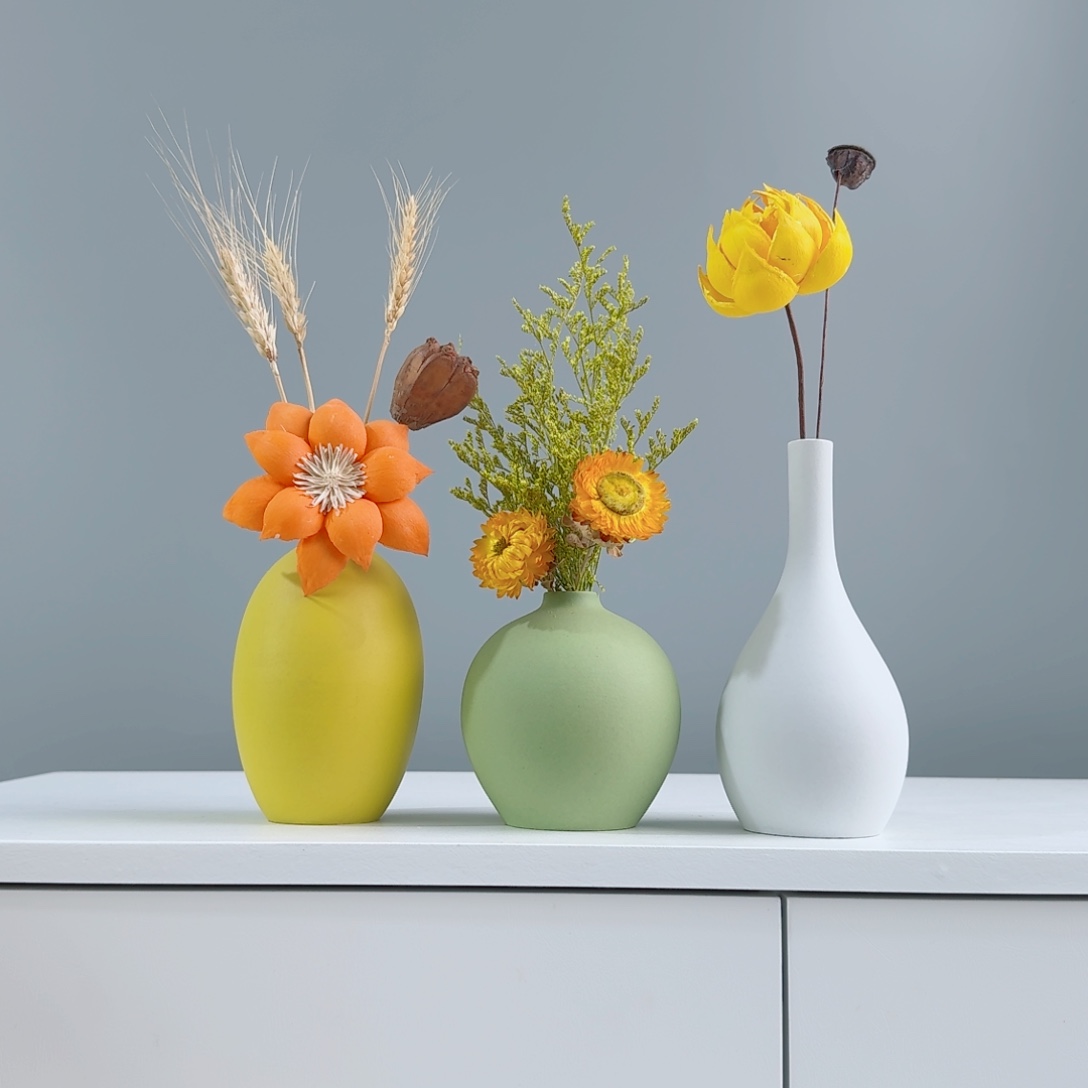 摆件陶瓷小花瓶含花总高约20-30cm