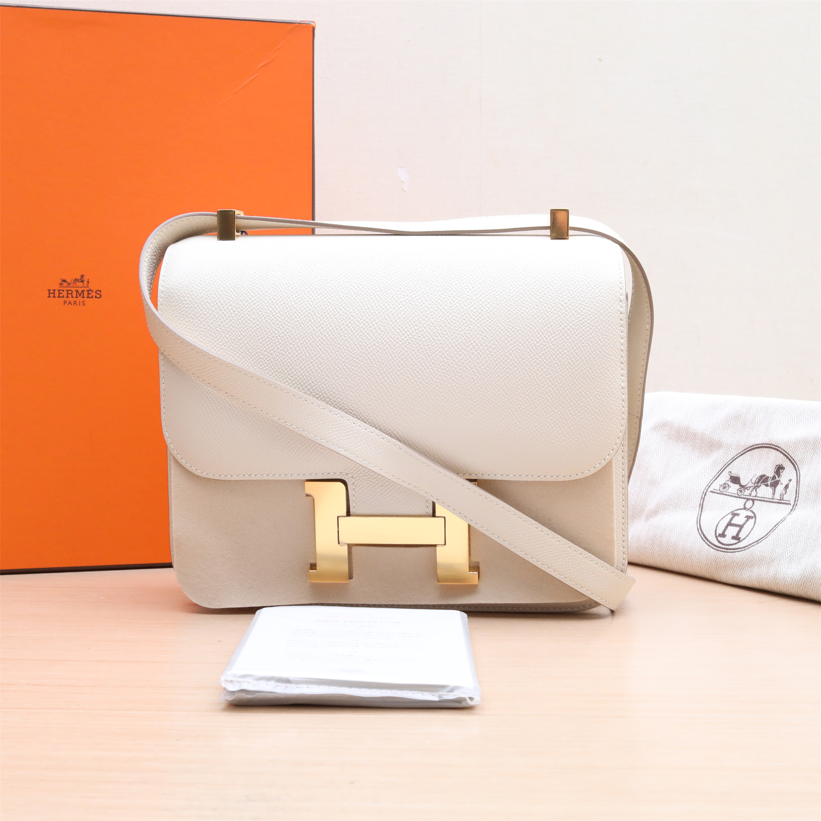 99新 Hermes/爱马仕 小花双双 康康 24 奶昔白 Epsom皮 Y刻 金扣