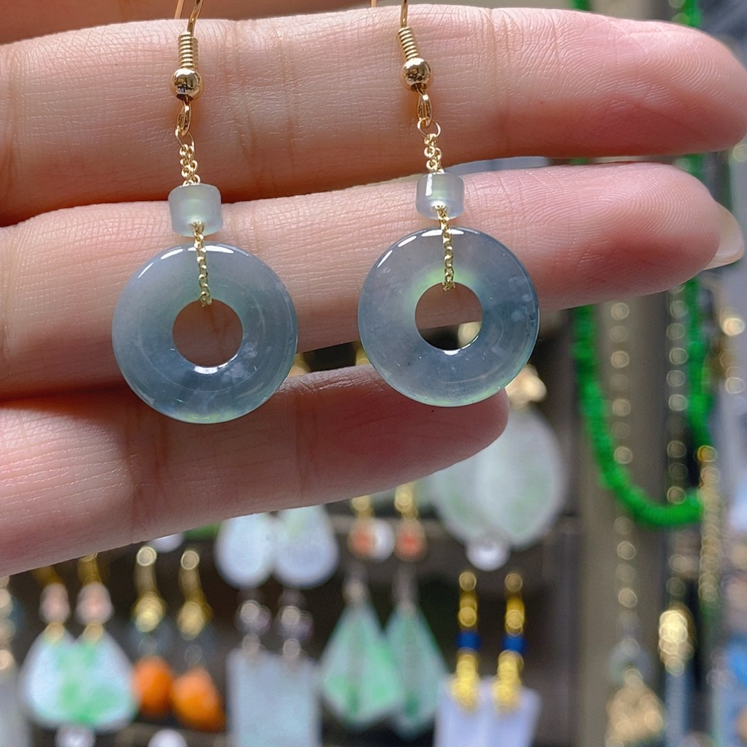 未镶嵌翡翠耳饰翡翠