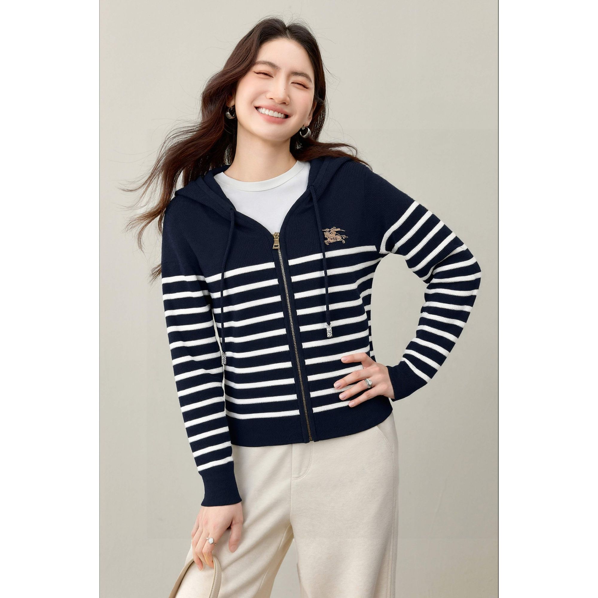 MaxMLmL【条纹魅力】经典撞色连帽拉链针织衫M2509004