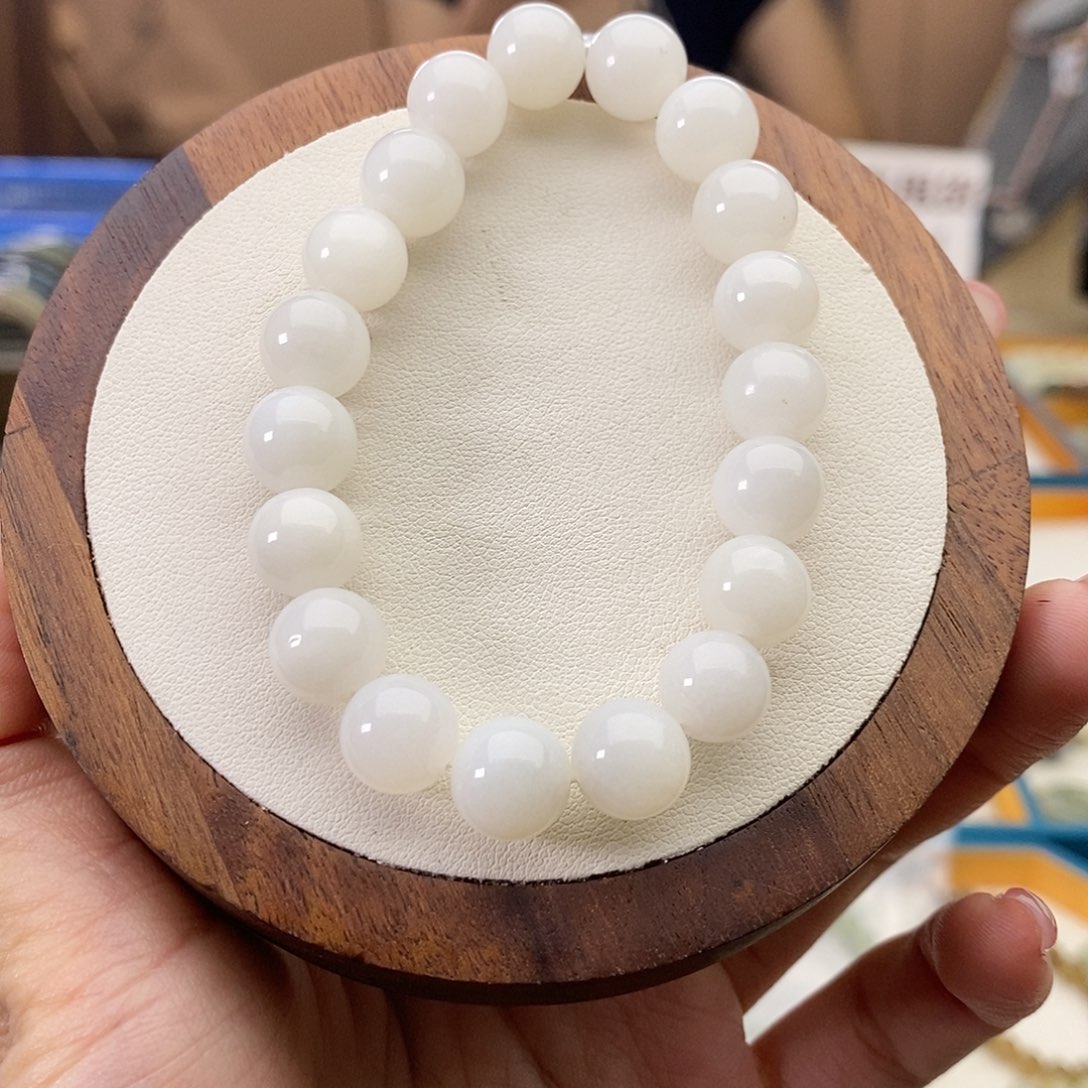 未镶嵌手串和田玉A48