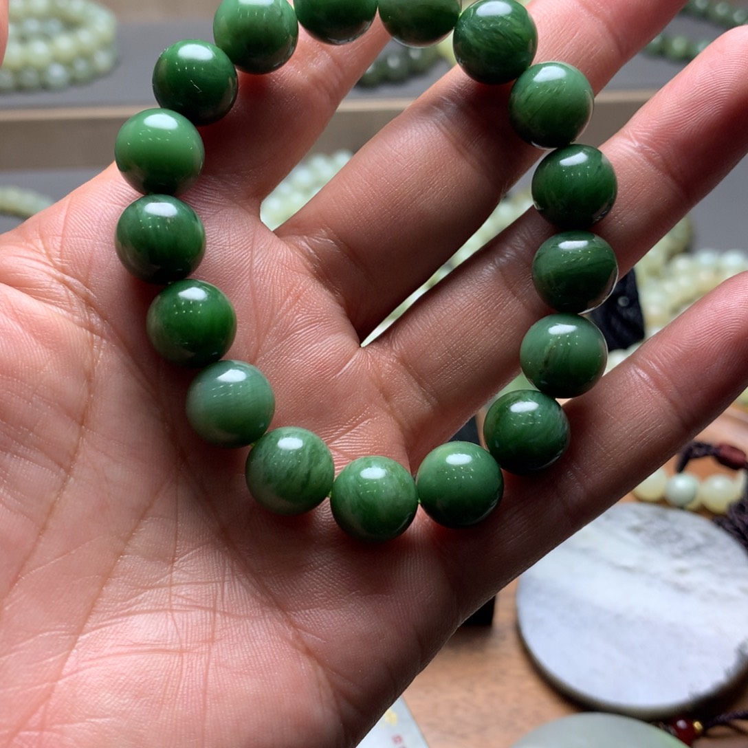 和田玉未镶嵌手链