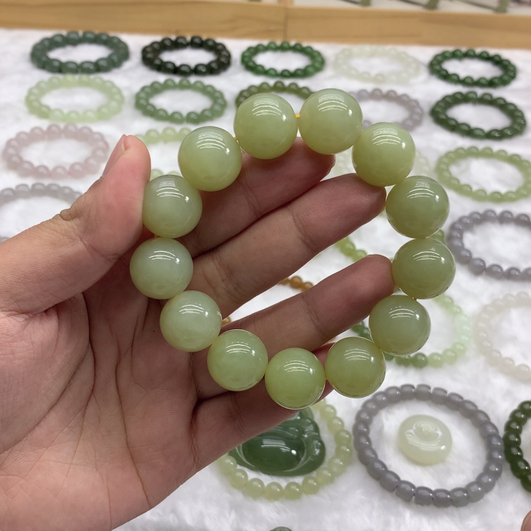 和田玉未镶嵌手串（黄口18）
