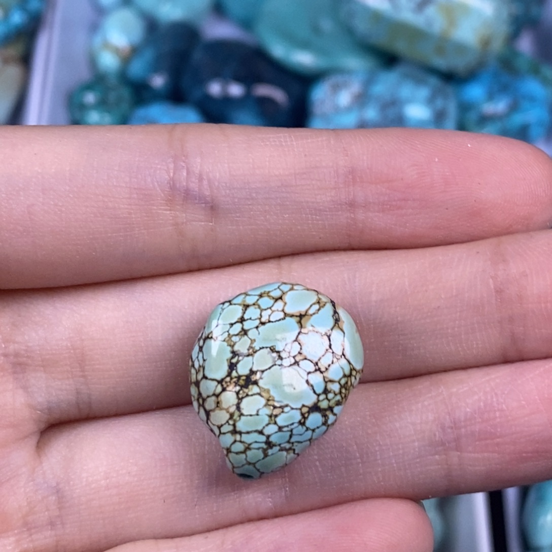 今***夕绿松石未镶嵌颈饰