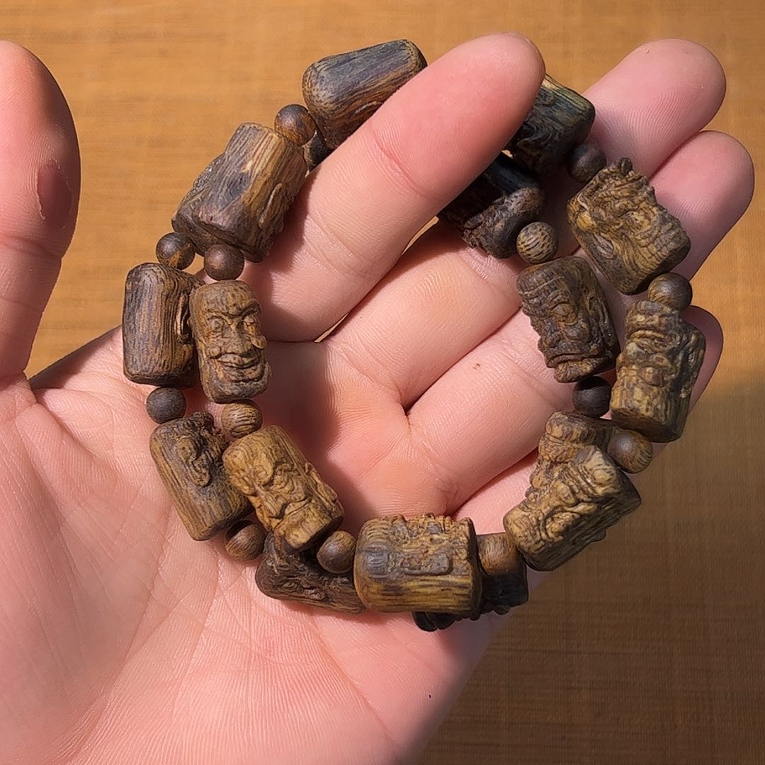 沉香手串罗汉手串单圈14克➕多样性发一条