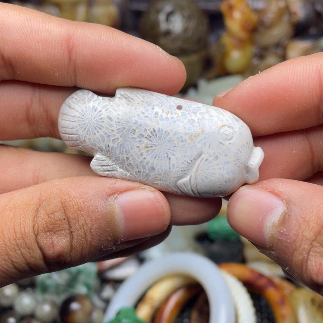 和田玉（糖玉）挂件未镶嵌