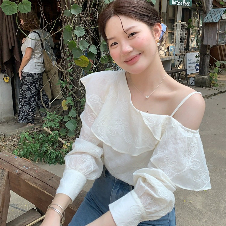 ～（姐姐家）荷叶边斜领露肩长袖衬衫小众别致减龄上衣