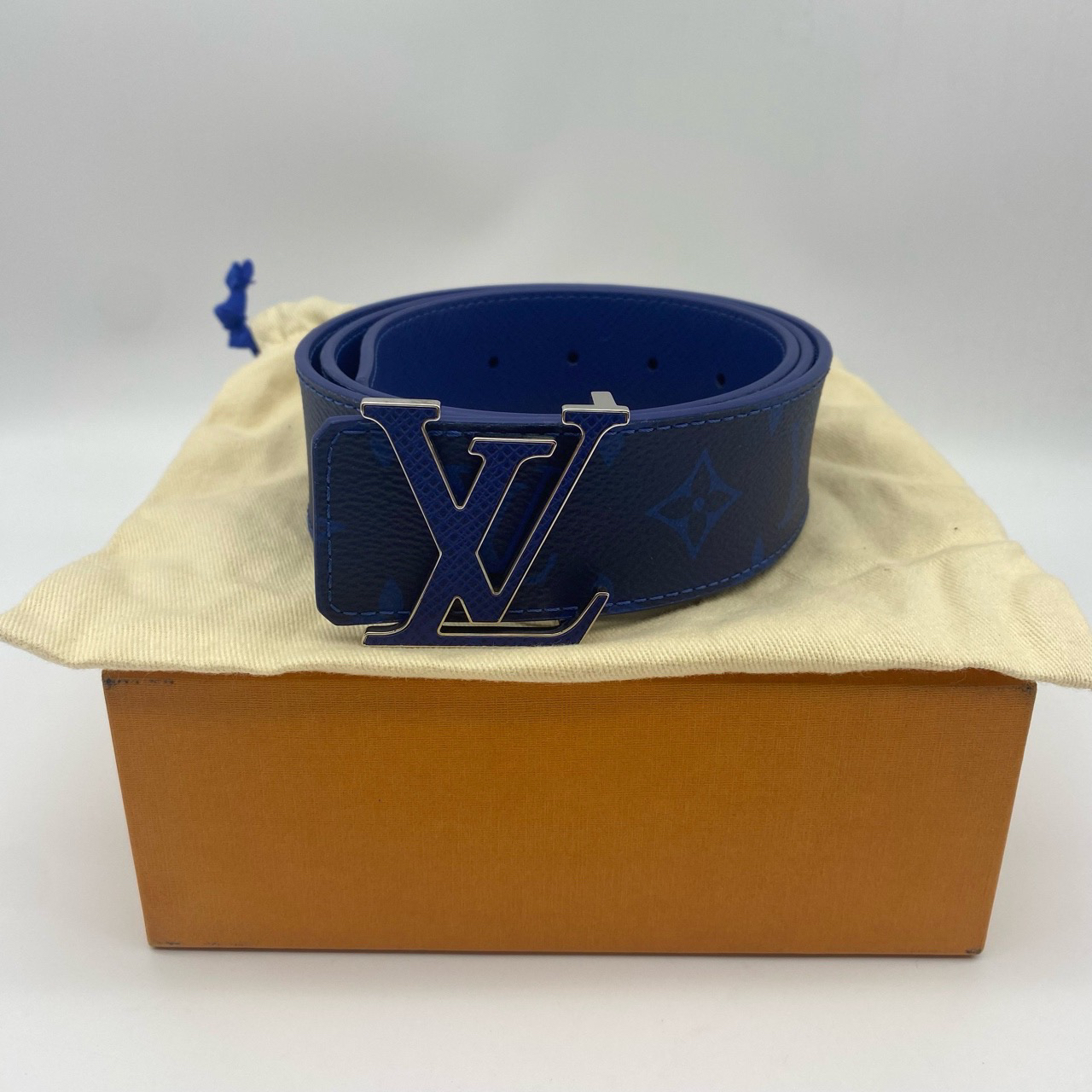 99新 LouisVuitton/路易威登 100码皮扣银边蓝花双面腰带12008221