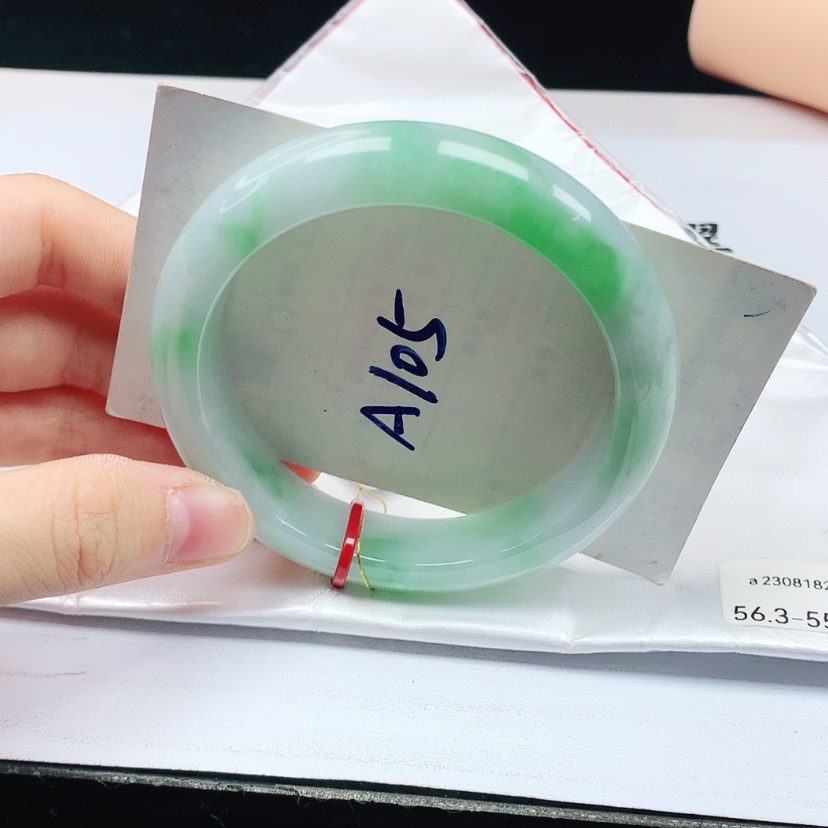 【闪购商品】翡翠手镯未镶嵌天然缅甸a货手镯56+