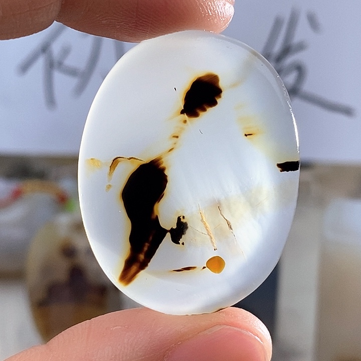 玛瑙/玉髓颈饰未镶嵌