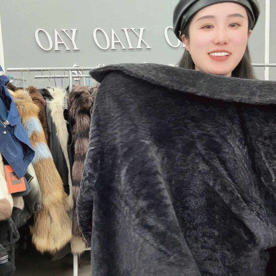 姚小妖家高端皮草