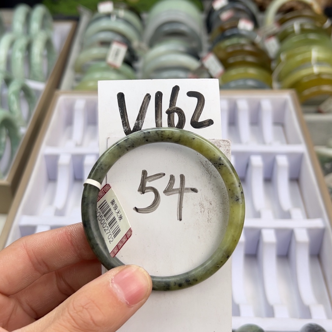 岫玉手镯未镶嵌天然岫玉微瑕