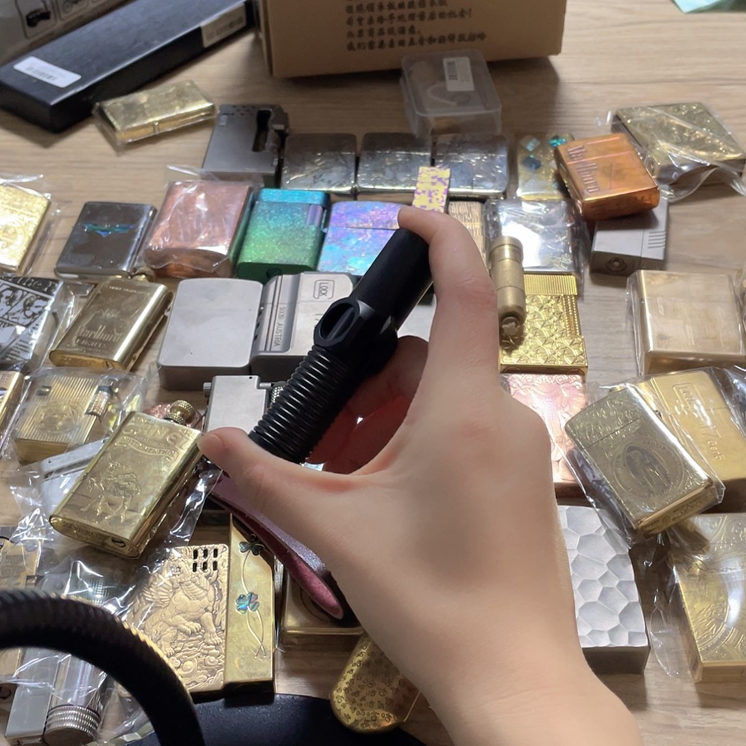 鱼***3捡漏直播间福利打火机