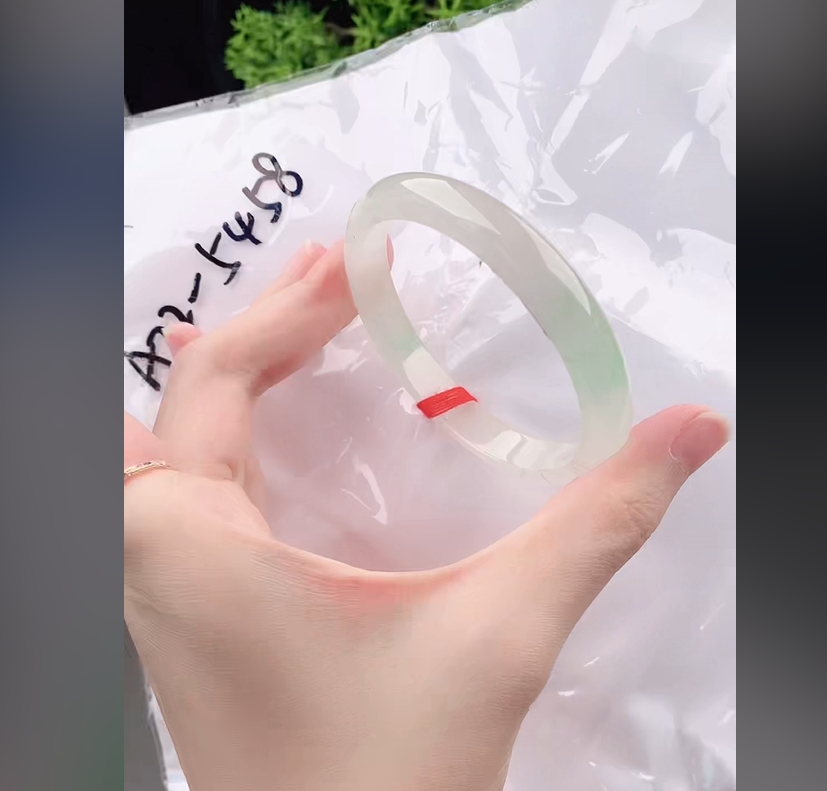 翡翠手镯以实物为准微包容Z2