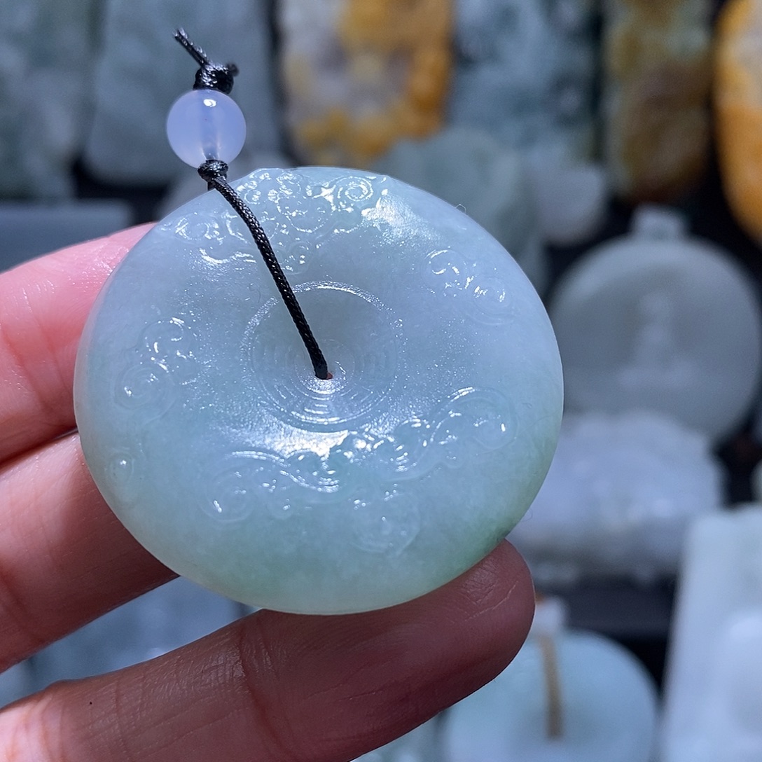 定制翡翠未镶嵌翡翠