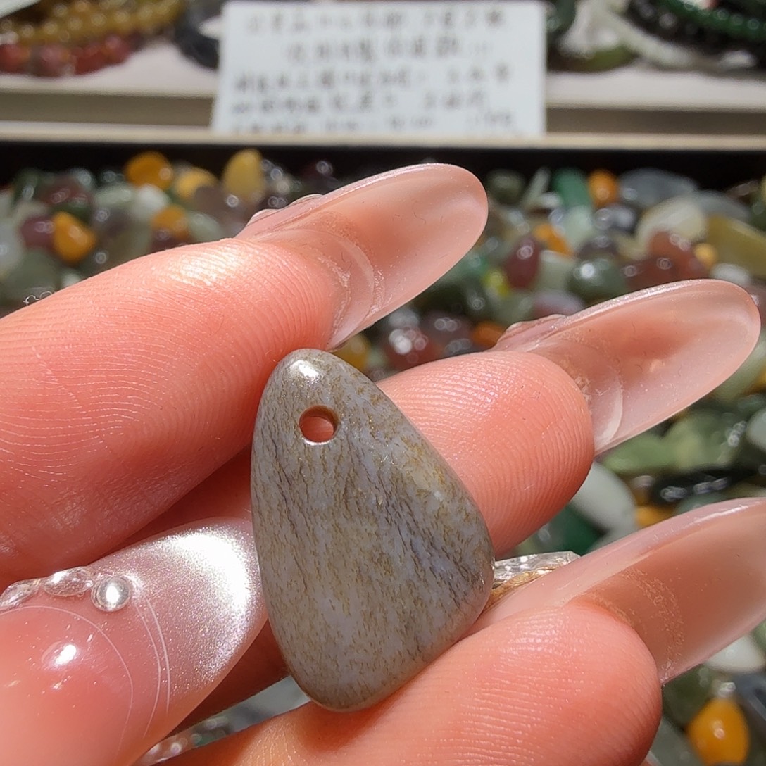 和田玉未镶嵌珠宝奇石
