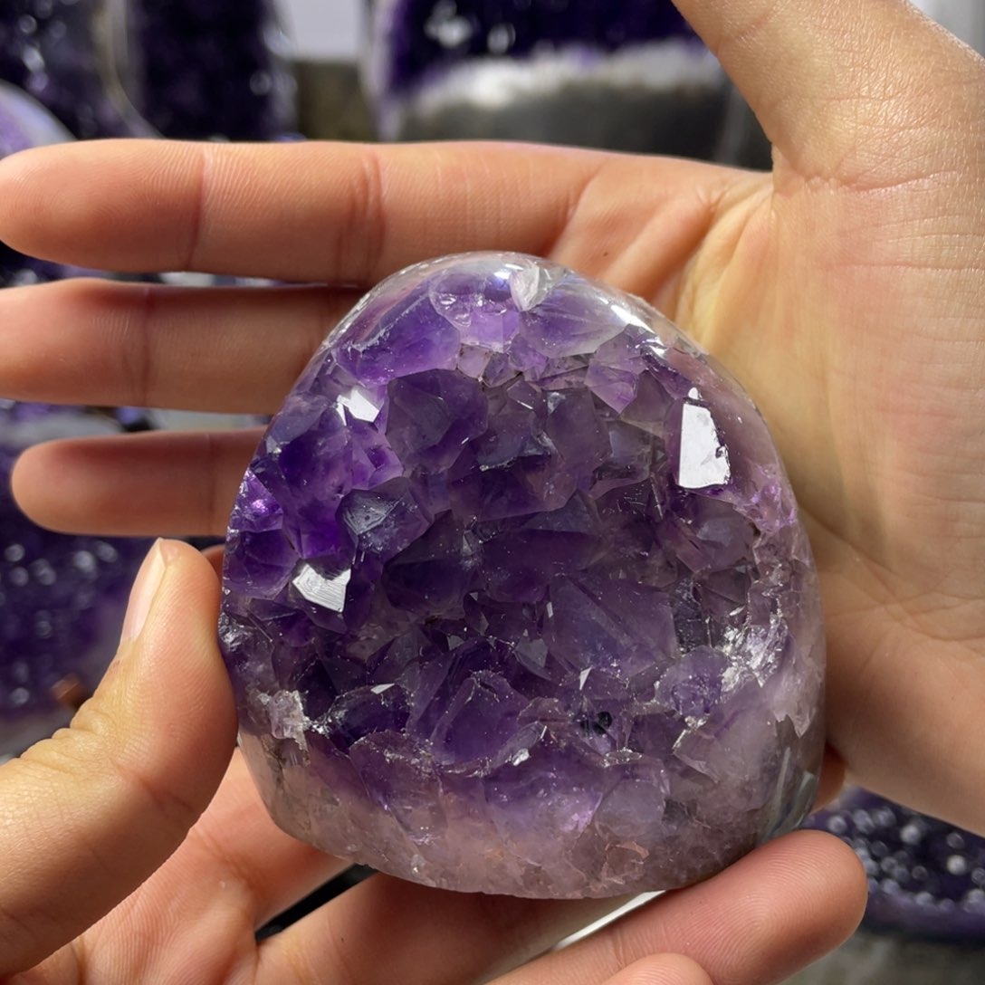 紫晶大型摆件（非配饰）未镶嵌