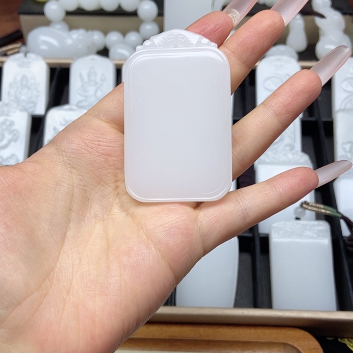 男款无事牌46.1。