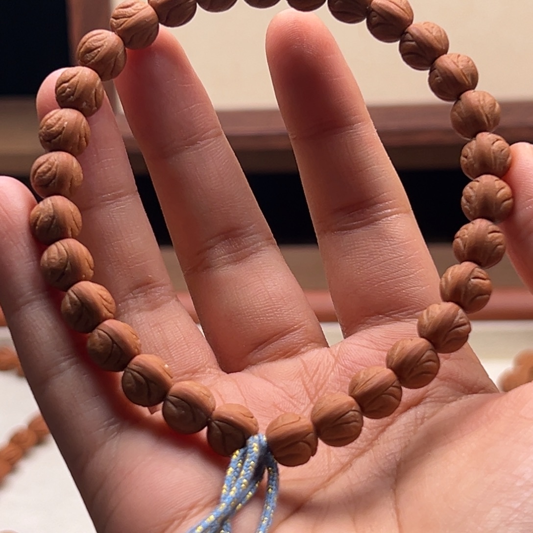 木质类陕西秦岭龙纹桃核