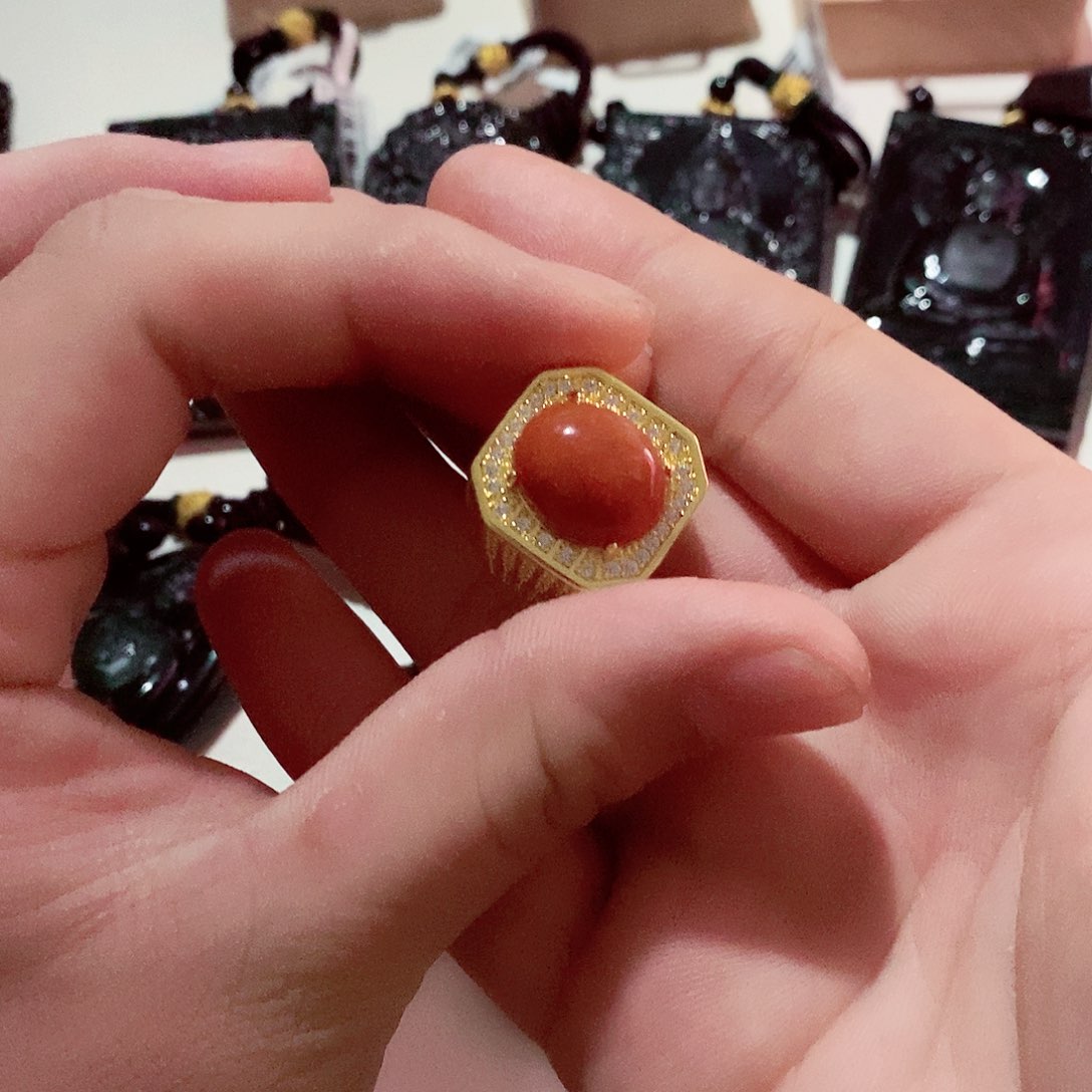 翡翠颈饰未镶嵌翡翠a