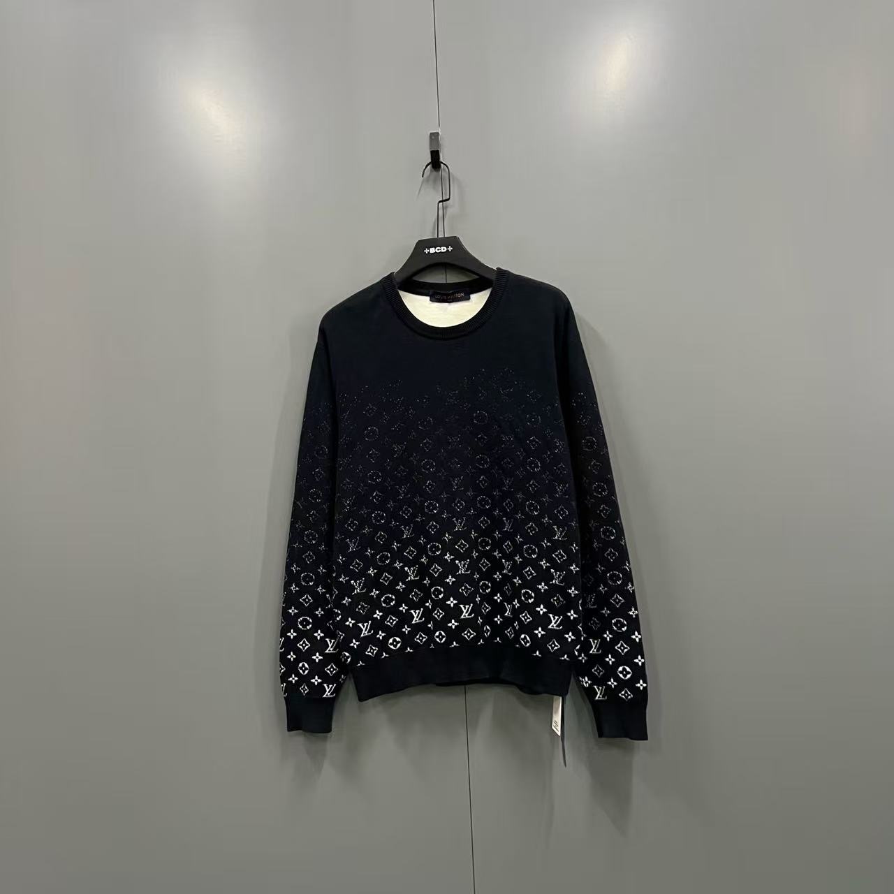 99新 LouisVuitton/路易威登 老花渐变满印毛衣XL码12000/C206297