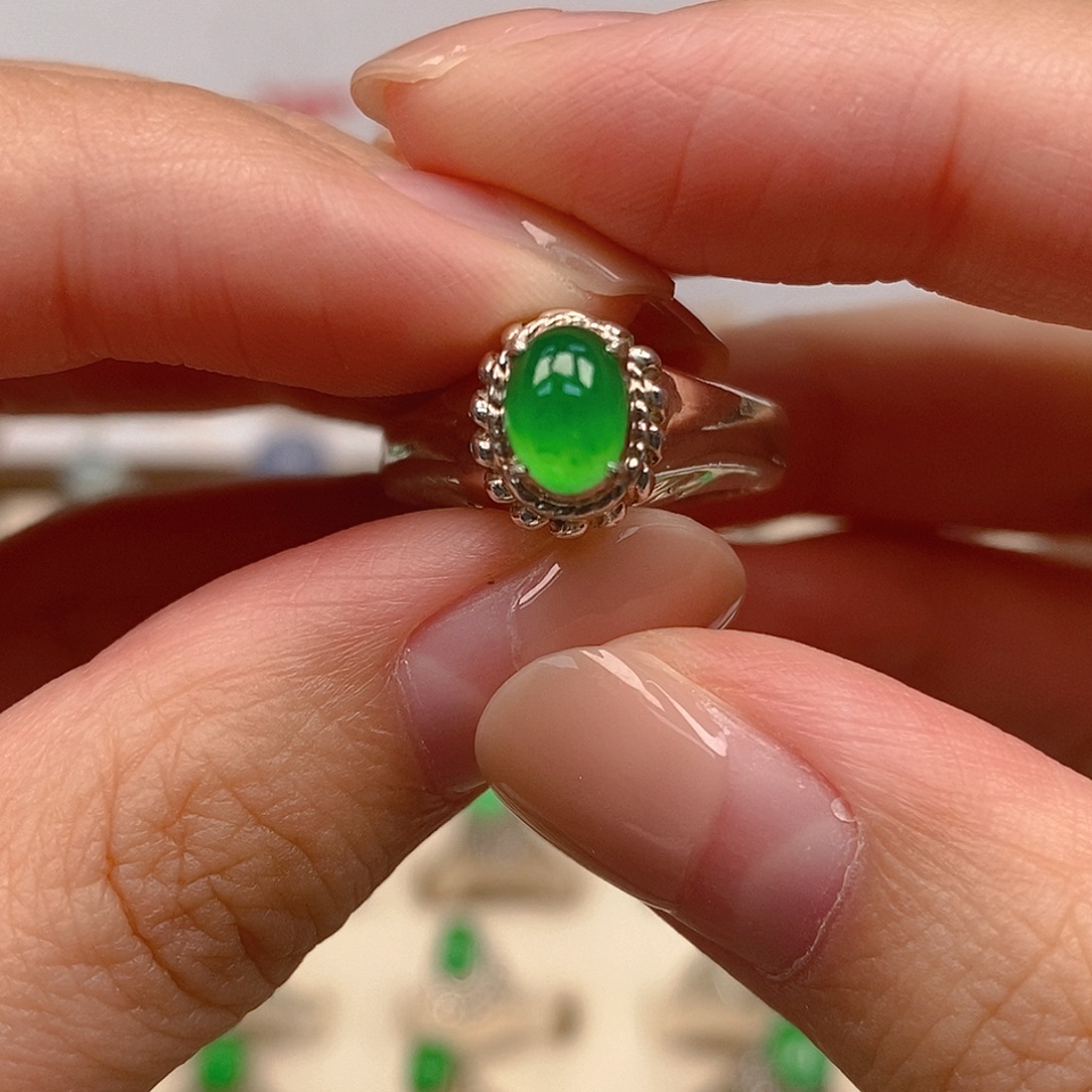 山***你翡翠散珠翡翠蛋面