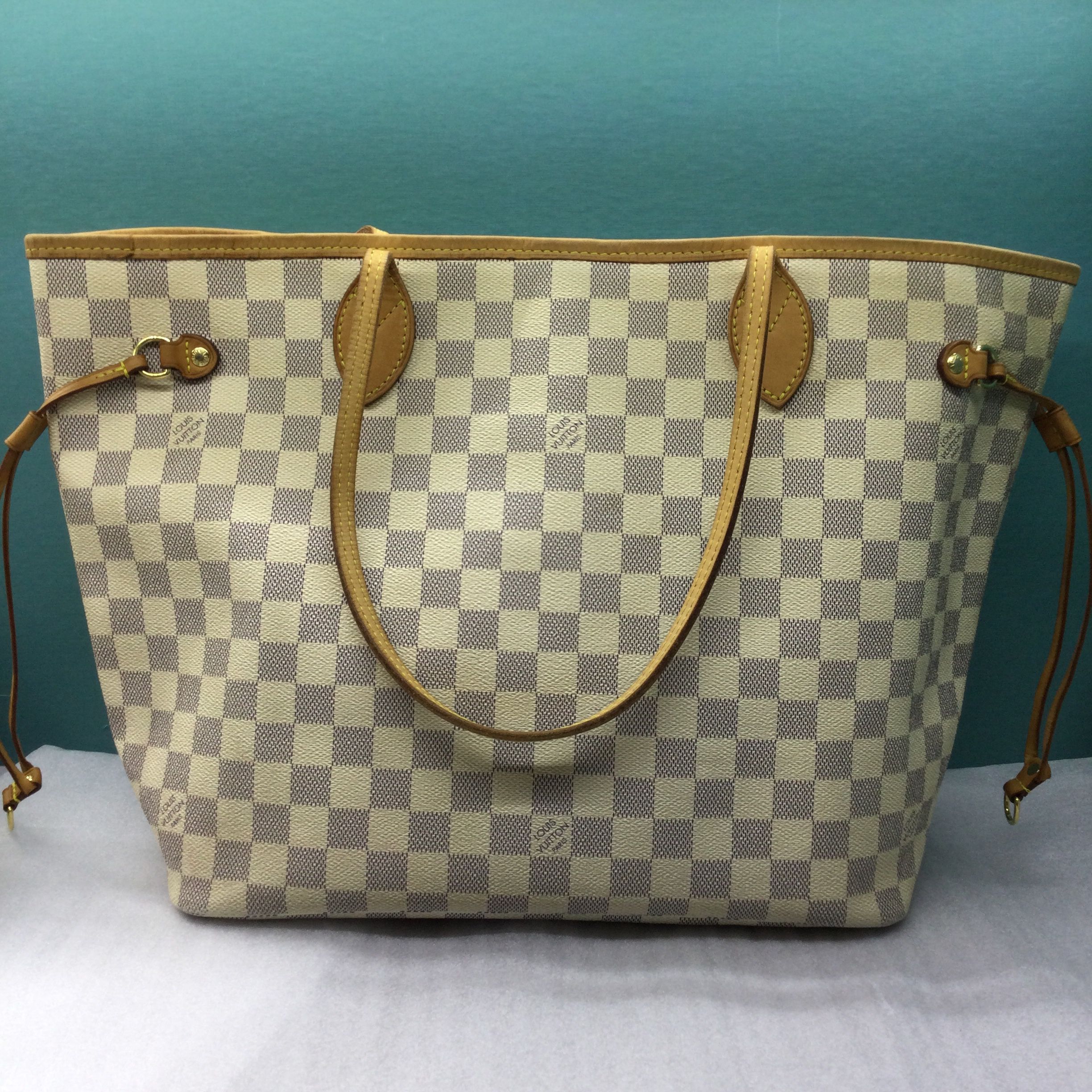 95新 LouisVuitton/路易威登 白色棋盘格单肩包