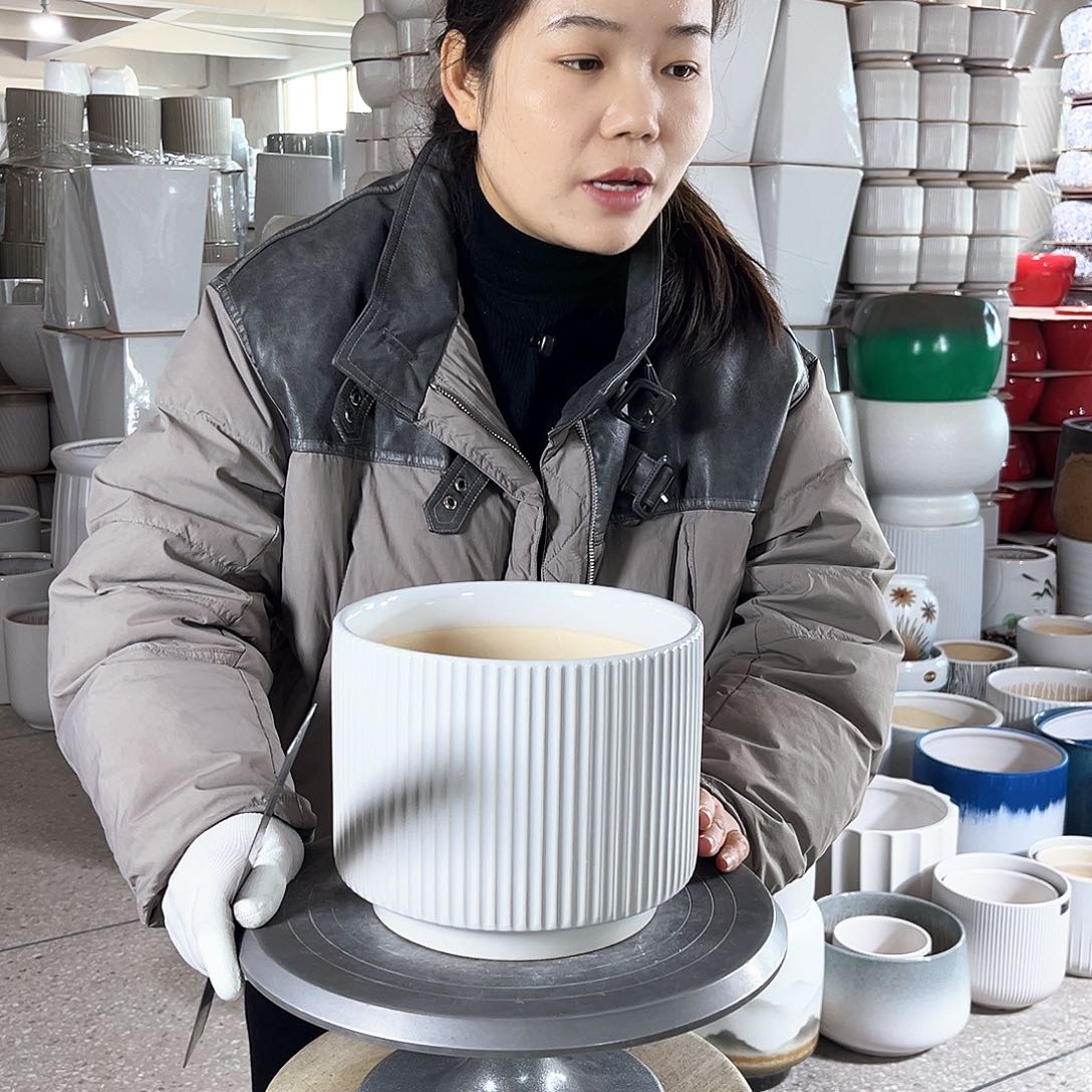 陶瓷口径20-16。亮白