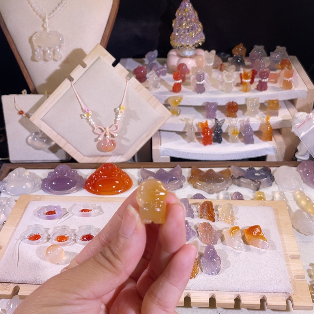 玛瑙/玉髓未镶嵌颈饰