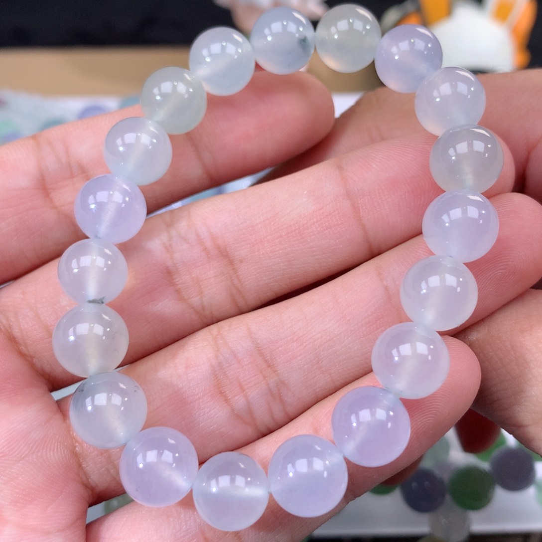 翡翠手链未镶嵌翡翠