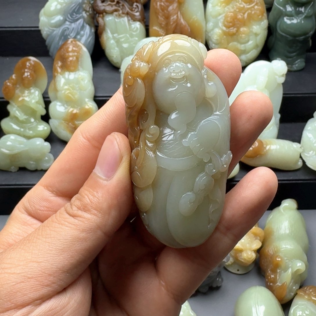 和田玉未镶嵌把件?****城