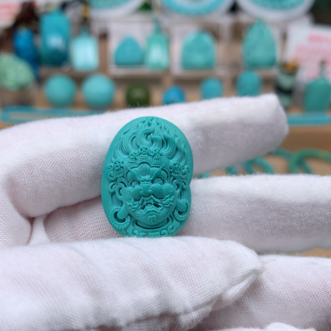 未镶嵌绿松石珠宝奇石